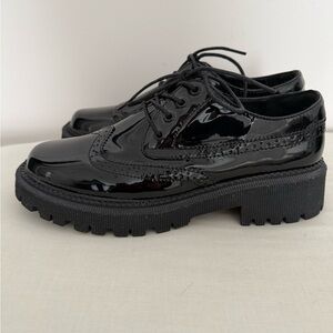 Never Worn. Glossy Black Women's Lace-Up Oxfords